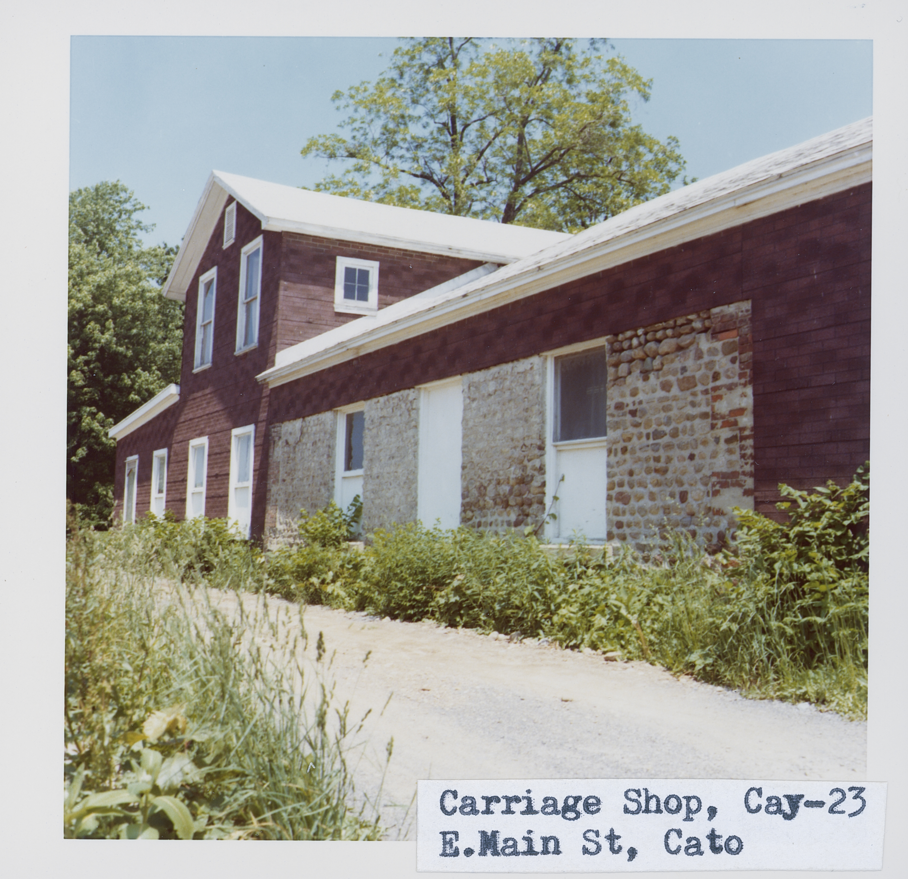 Ira-3 Carriage Shop Wall Cay-23